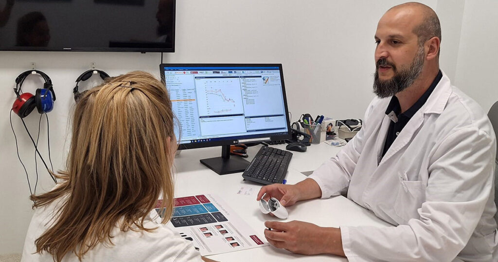 Cribado auditivo en adultos en Málaga – revisión auditiva en Aude Centro Auditivo